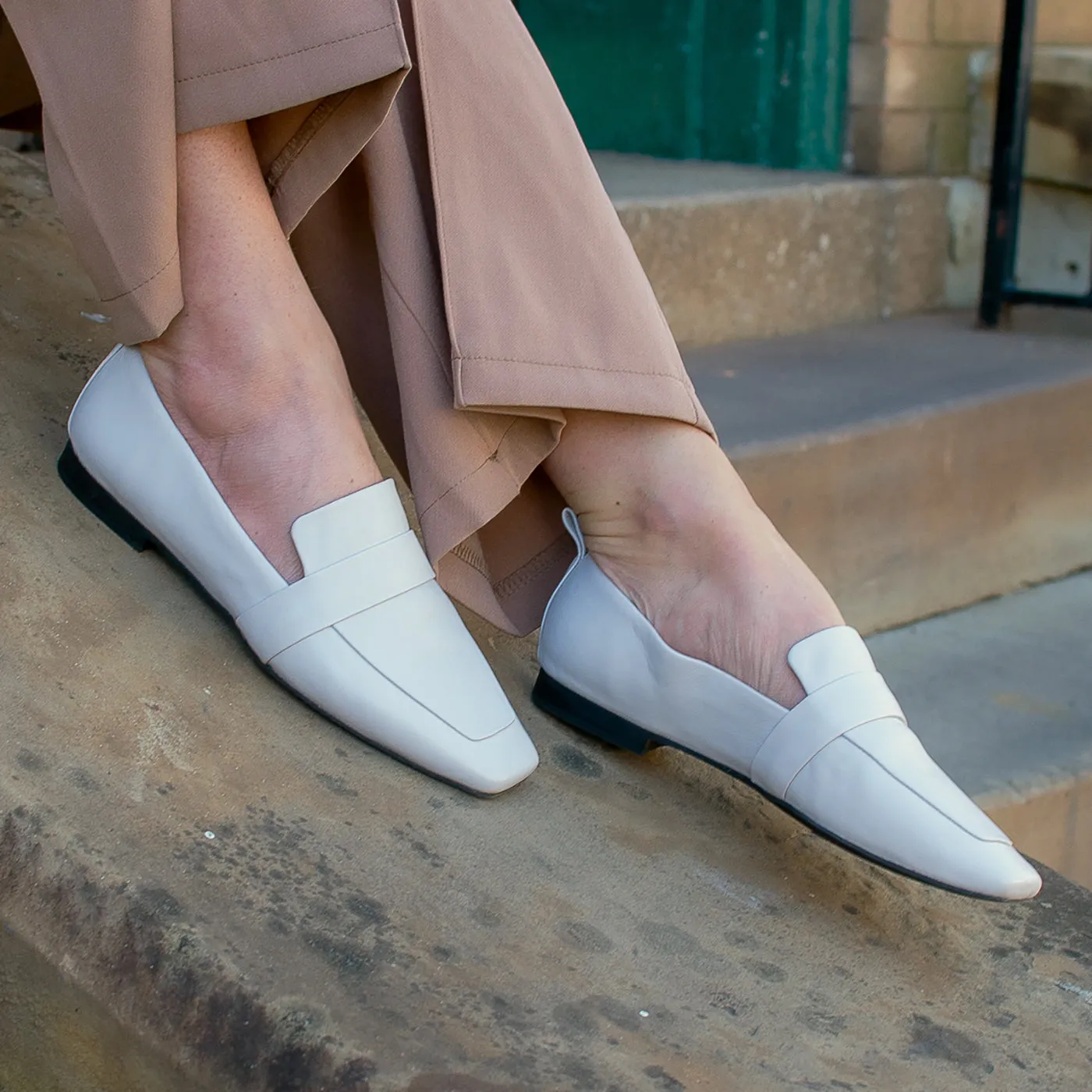 MAISON in MIST Loafers